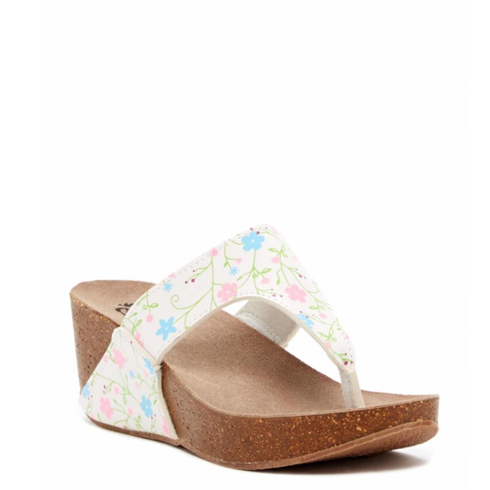 Serene Jag T-Strap Sandal